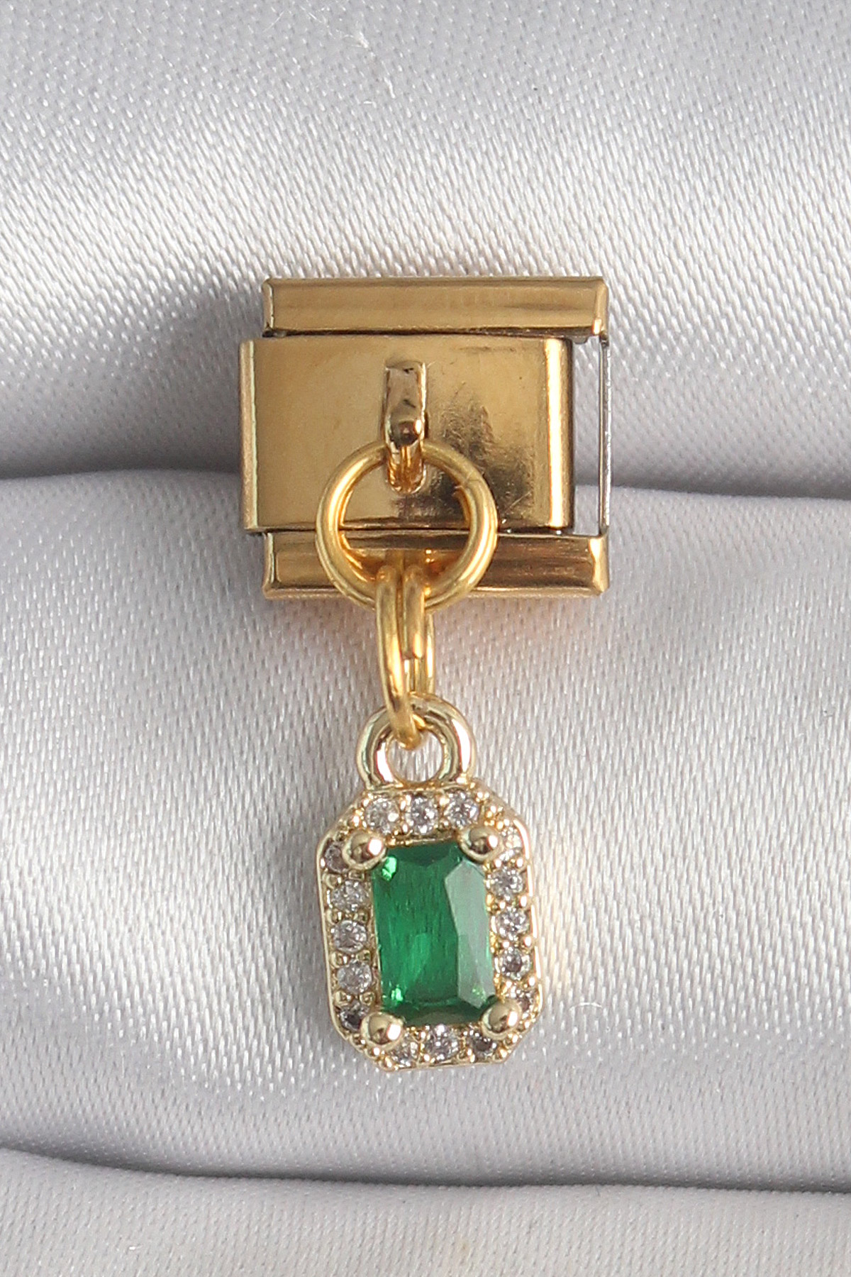 316L Çelik Gold Renk Sallantı Kare Yeşil Zirkon Taşlı Charm