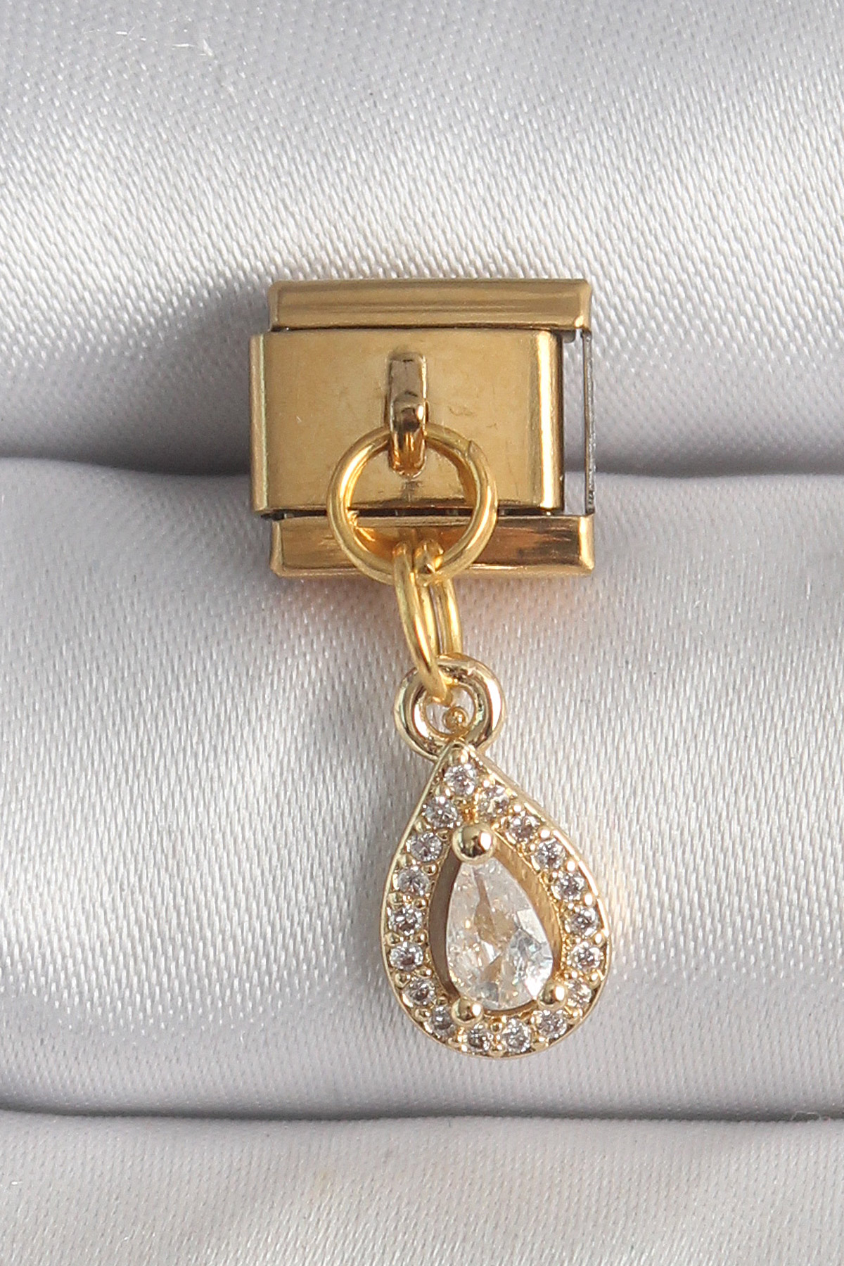 316L Çelik Gold Renk Sallantı Damla Zirkon Taşlı Charm