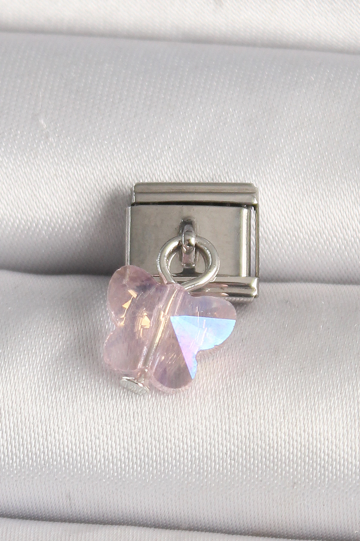 316L Çelik Gümüş Renk Pembe Zirkon Taşlı Kelebek Model Charm