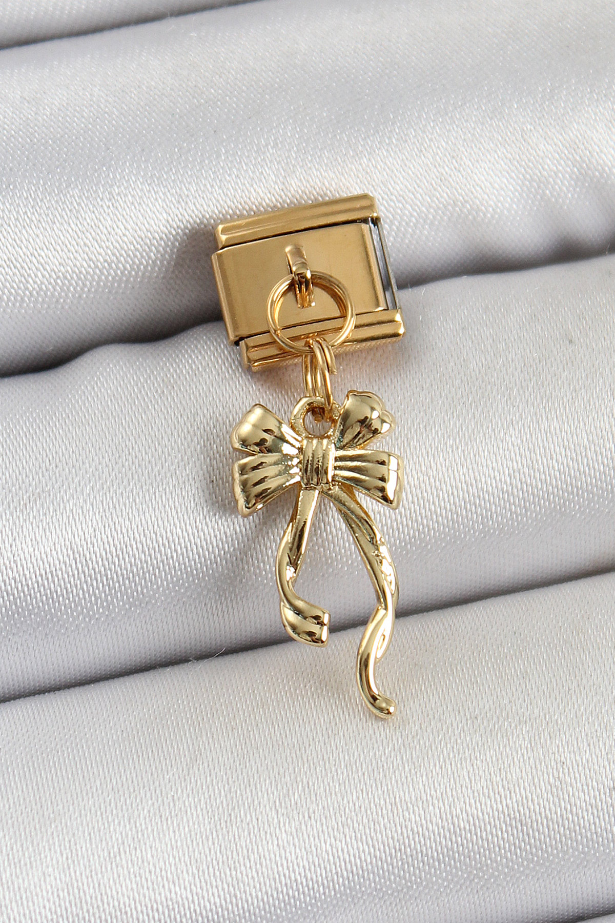 316L Çelik Sallantılı Uzun Fiyonk Model Gold Renk Charm