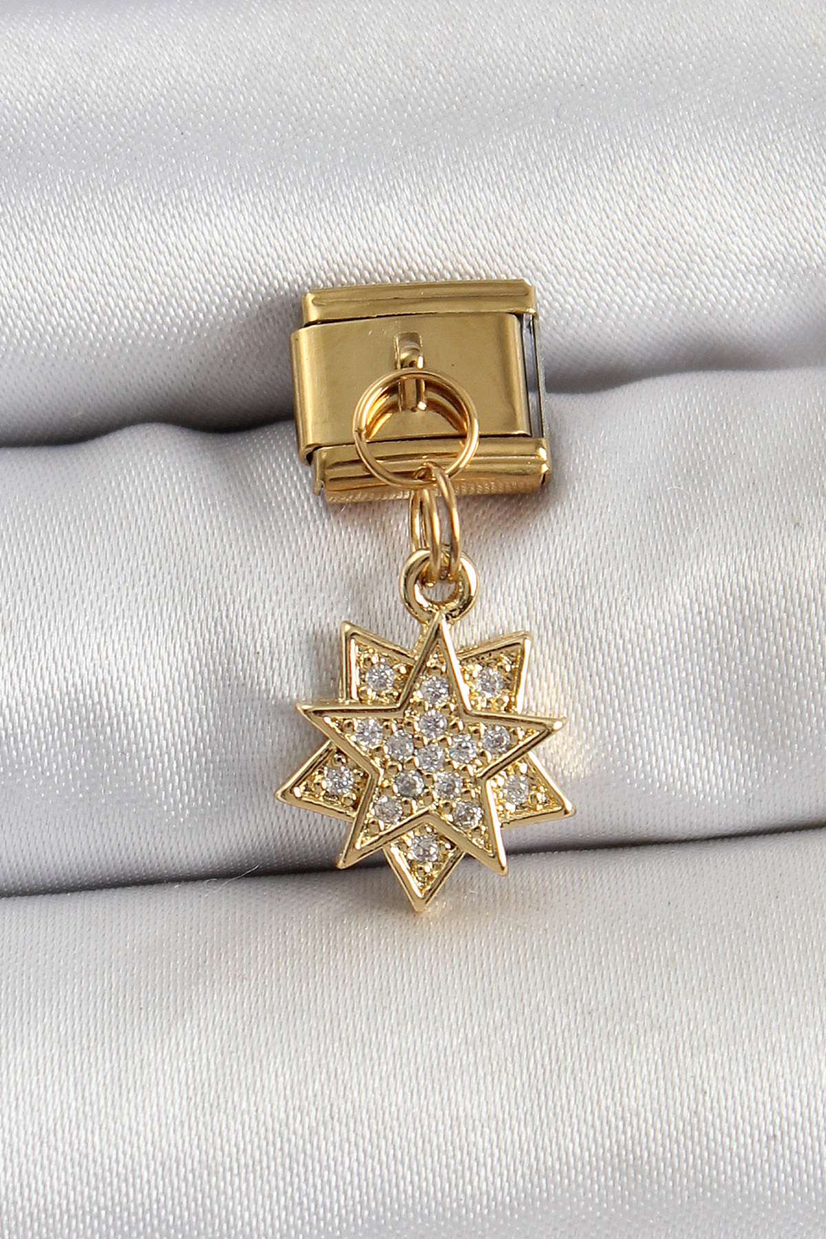 316L Çelik Sallantılı Zirkon Taşlı Yıldız Model Gold Renk Charm