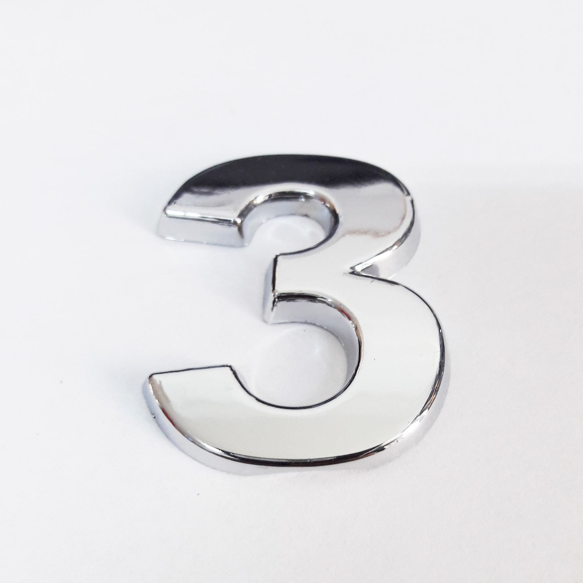 Cemax 3 Rakamı 3,75 Cm Krom Yapışkanlı