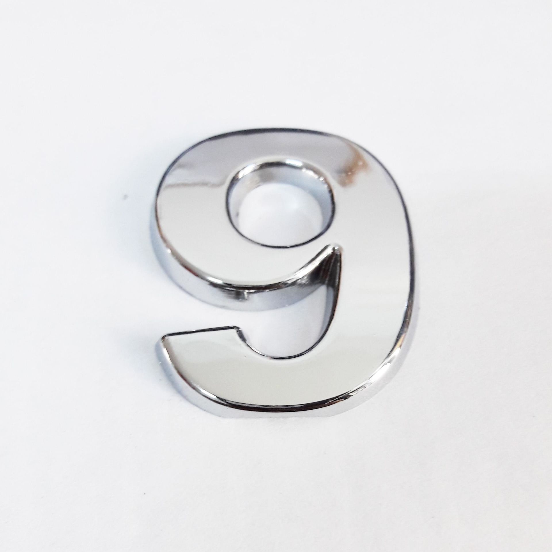 Cemax 9 Rakamı 3,75 Cm Krom Yapışkanlı