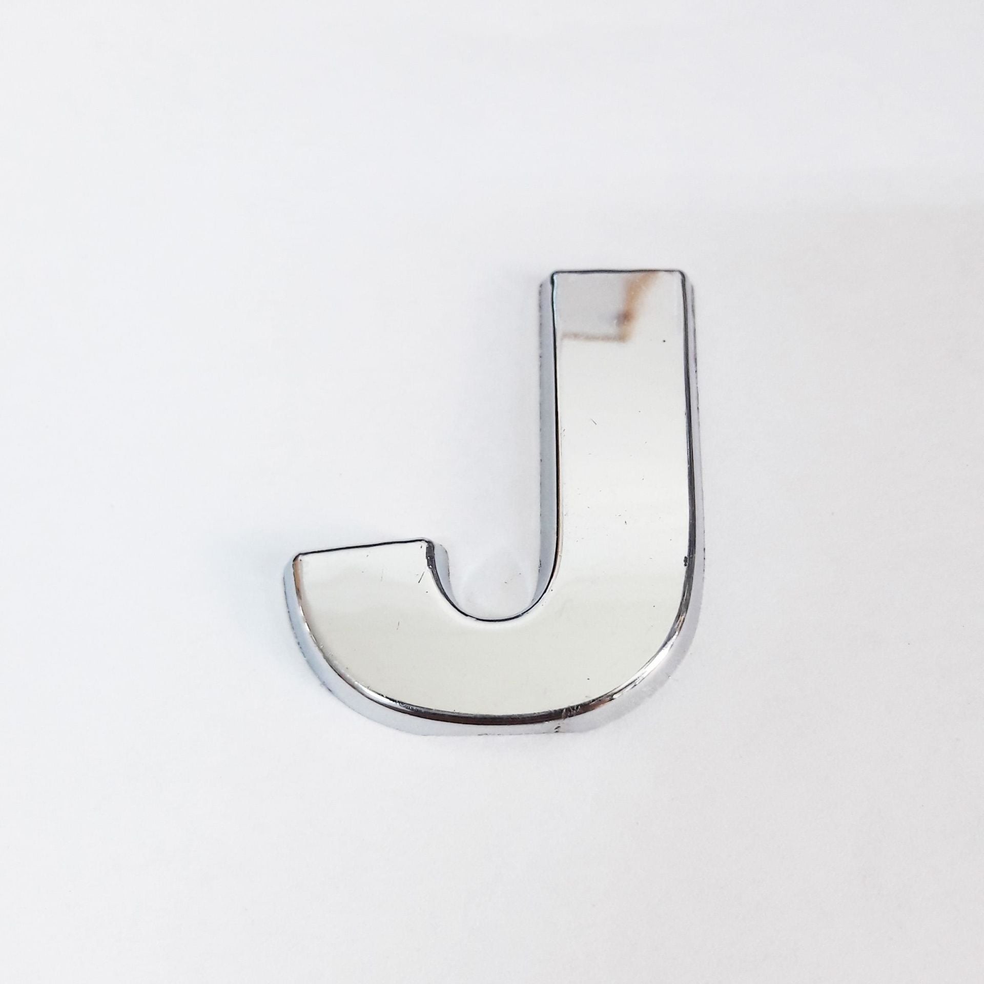 Cemax J Harfi 3,75 cm Krom Yapışkanlı