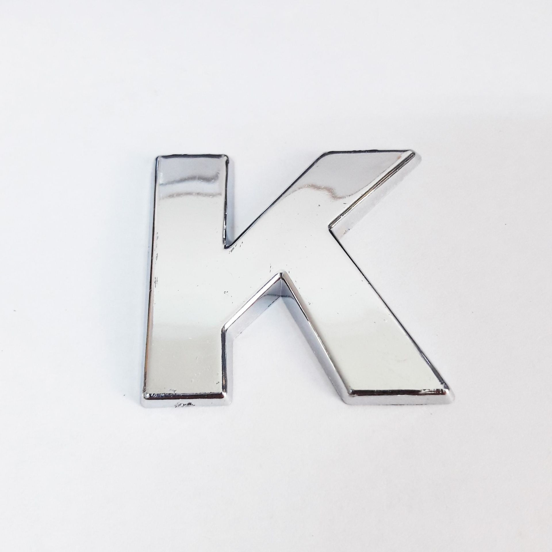 Cemax K Harfi 3,75 cm Krom Yapışkanlı