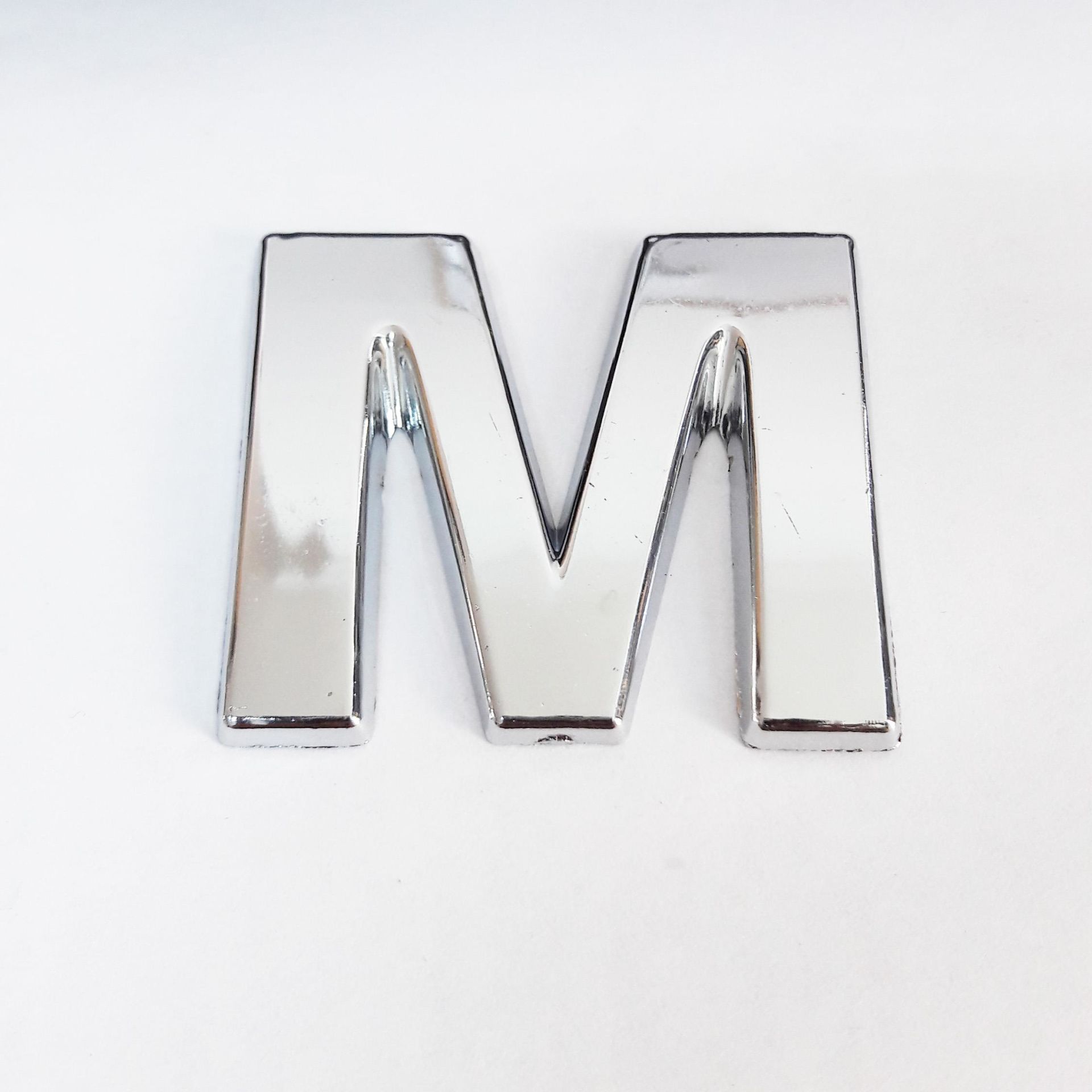 Cemax M Harfi 3,75 cm Krom Yapışkanlı