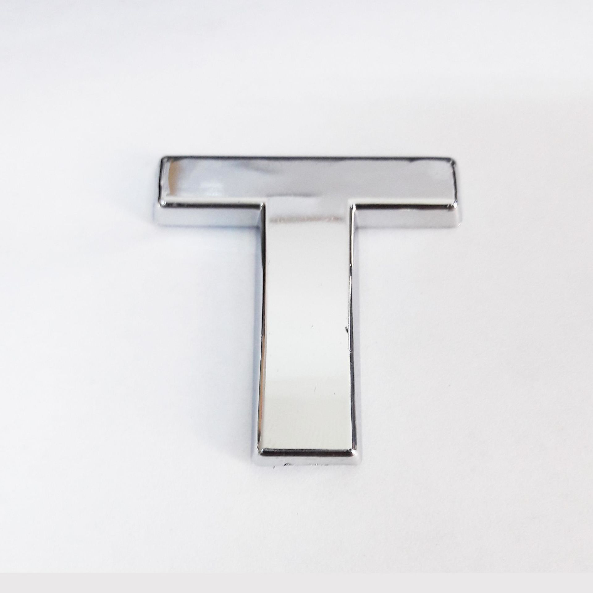 Cemax T Harfi 3,75 Cm Krom Yapışkanlı