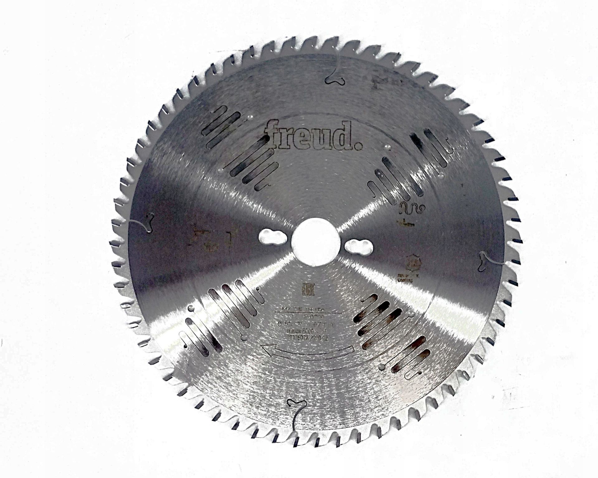 Freud Lg2B 0700 250X30X3,2 Mm Ahşap Testere 60 Diş