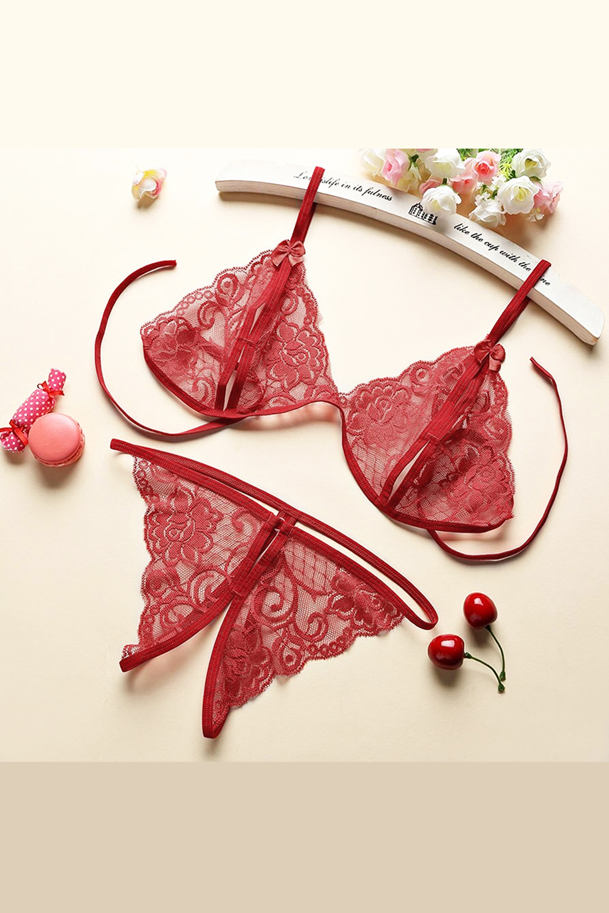 Kadın Bordo Dantelli Sütyen Külot Takımı – Modern, Konforlu ve Günlük Kombinlere Uygun