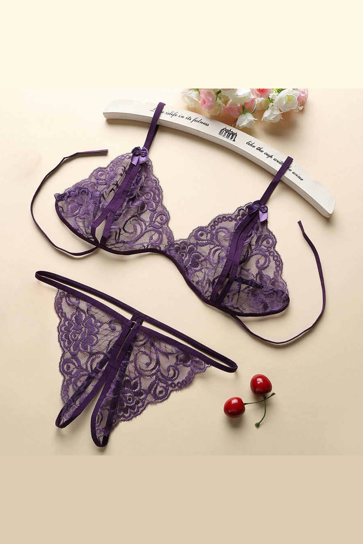 Kadın Mor Dantelli Sütyen Külot Takımı – Modern, Konforlu ve Günlük Kombinlere Uygun