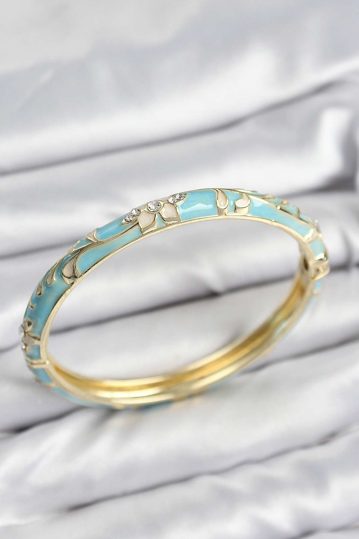 Mineli Pirinç Zirkon Taşlı Turkuaz Çiçek Motifli Gold Kadın Kelepçe